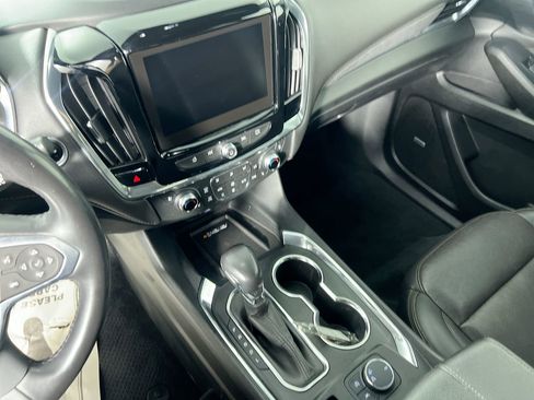 Used 2022 Chevrolet Traverse High Country image 24