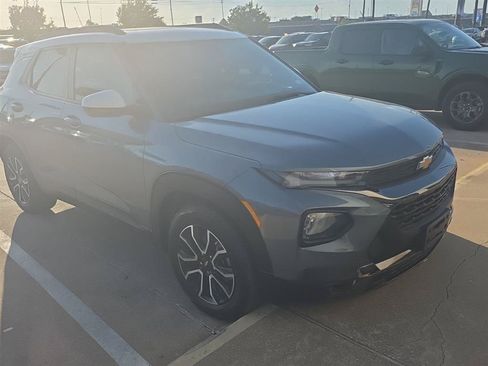 Used 2021 Chevrolet TrailBlazer ACTIV w/ Sun and Liftgate Package FWD image 5