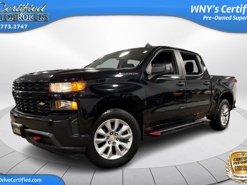 Used 2020 Chevrolet Silverado 1500 Custom w/ Custom Value Package image 1