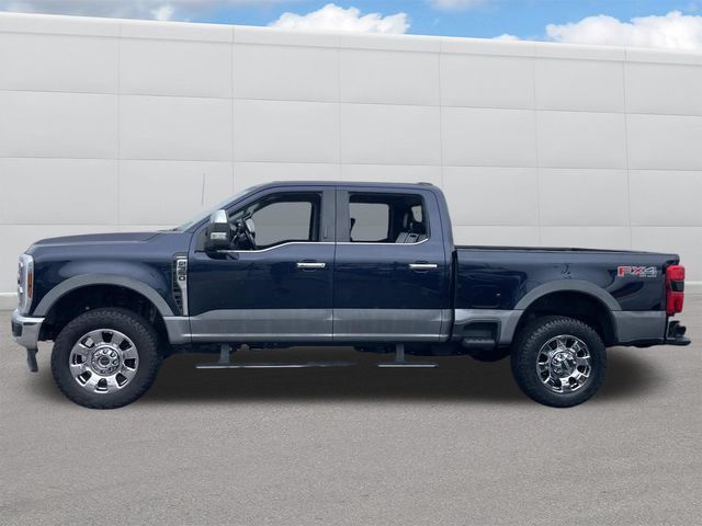 Used 2024 Ford F350 Lariat w/ Lariat Ultimate Package AWD/4WD image 2