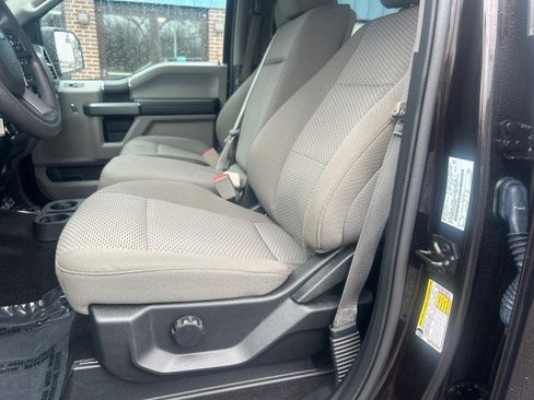 Used 2019 Ford F150 XLT image 11