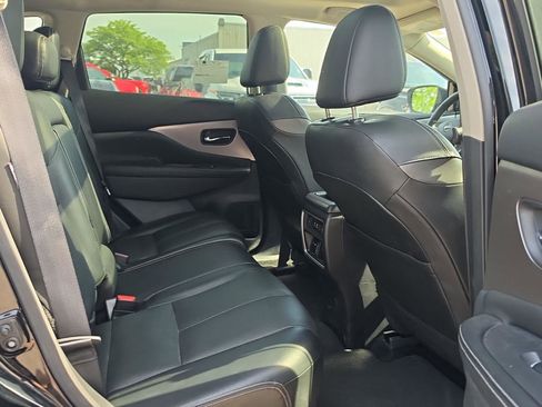 Used 2023 Nissan Murano SL AWD/4WD image 11