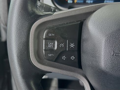 Used 2025 Ford Bronco Big Bend image 16