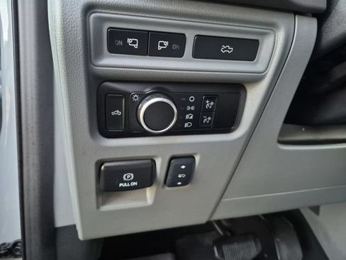 Used 2024 Ford F150 Lightning XLT AWD/4WD image 16
