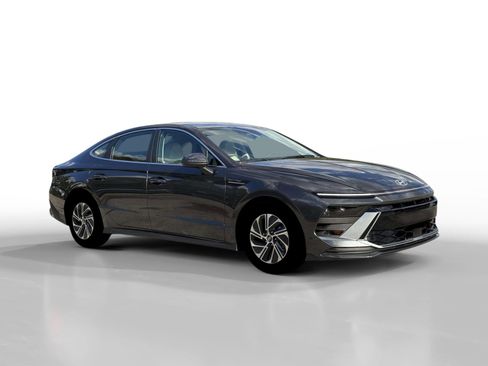 New 2026 Hyundai Sonata Blue FWD image 10