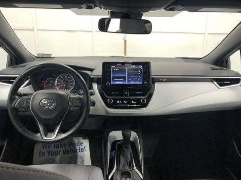 Used 2022 Toyota Corolla SE w/ SE Premium Package image 14
