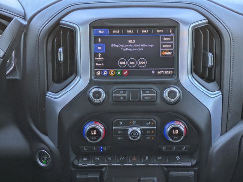 Used 2019 GMC Sierra 1500 SLT w/ SLT Premium Plus Package image 18