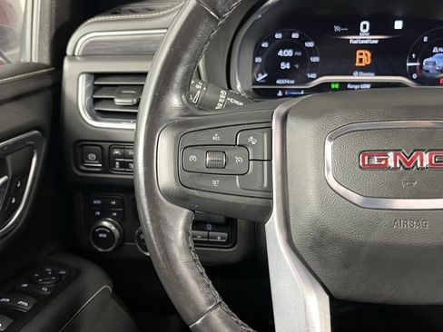 Used 2022 GMC Yukon SLT w/ SLT Luxury Package image 15
