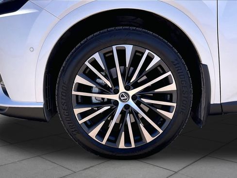 Used 2024 Lexus RX 350 w/ Convenience Package AWD/4WD image 10