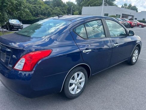 Used 2012 Nissan Versa SL w/ SL Tech Pkg image 5
