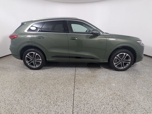Certified 2025 Audi Q5 Premium w/ Premium Plus AWD/4WD image 5