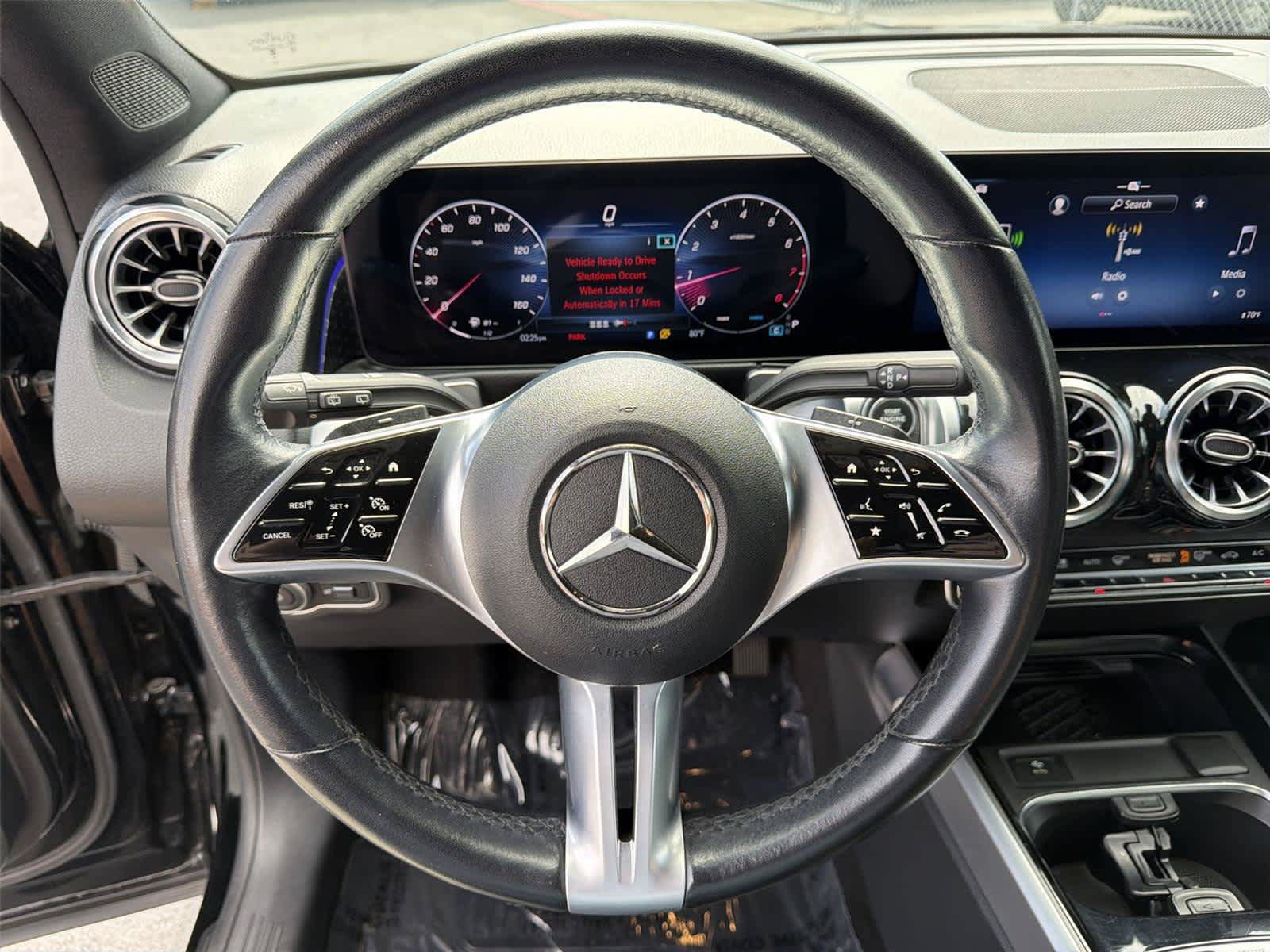 Used 2024 Mercedes-Benz GLB 250 image 16