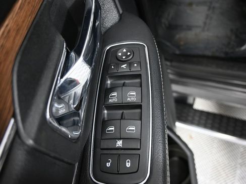 Used 2016 RAM 2500 Laramie image 19