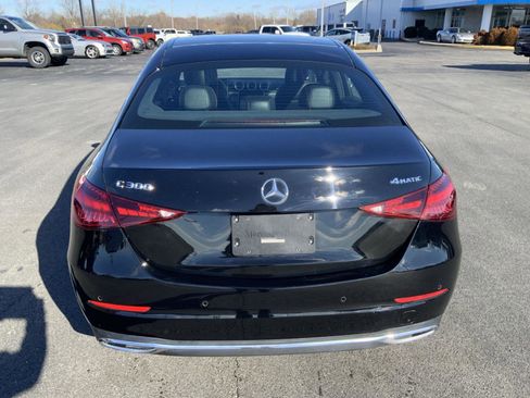 Used 2022 Mercedes-Benz C 300 4MATIC Sedan image 10