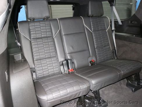 Used 2024 Cadillac Escalade ESV V AWD/4WD image 43