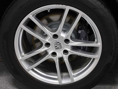 Used 2024 Porsche Cayenne image 44