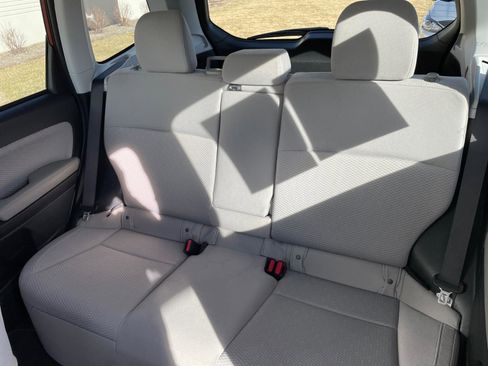 Used 2018 Subaru Forester 2.5i Premium w/ All-Weather Package image 17