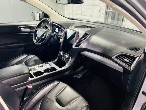 Used 2021 Ford Edge Titanium AWD/4WD image 32