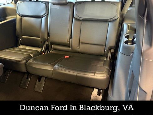 New 2026 Ford Expedition Platinum w/ Stealth Appearance Package AWD/4WD image 13