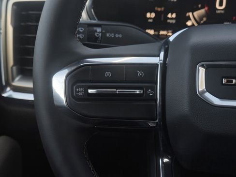 New 2026 GMC Canyon Denali image 11