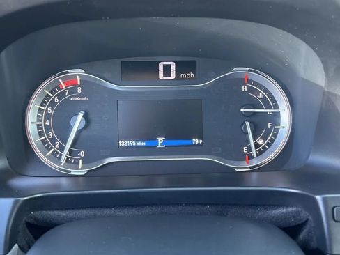 Used 2017 Honda Pilot Touring image 27