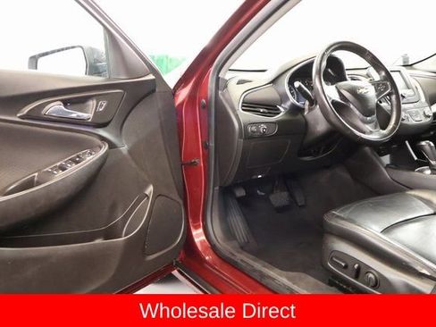 Used 2016 Chevrolet Malibu LT image 8