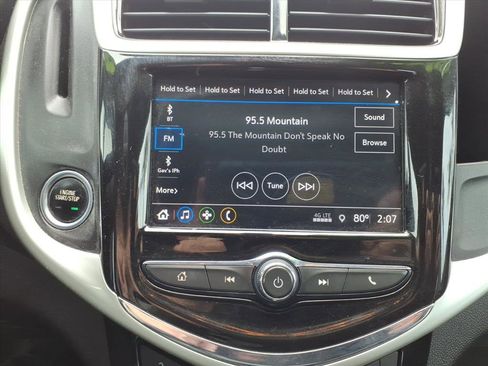 Used 2018 Chevrolet Sonic LT w/ Convenience Package image 20