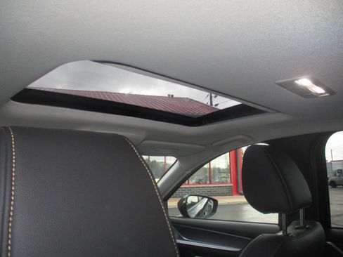 Used 2025 MAZDA CX-70 3.3 Turbo w/ Preferred Package image 15