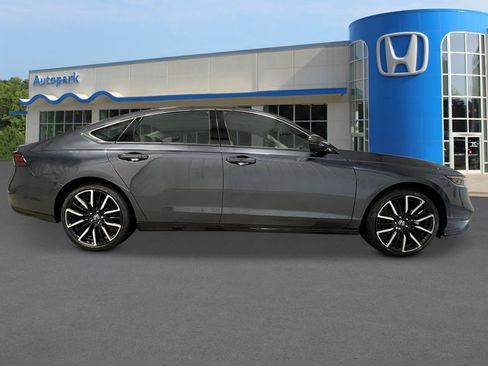 New 2026 Honda Accord Touring image 8