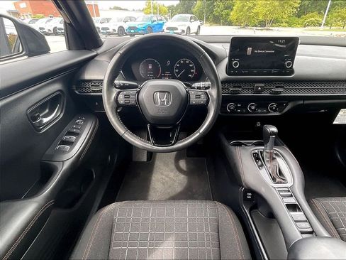Used 2024 Honda HR-V Sport image 16