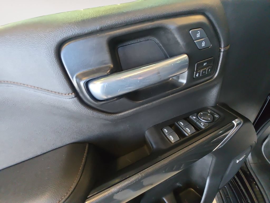 Used 2021 GMC Sierra 1500 AT4 w/ AT4 Premium Package AWD/4WD image 14