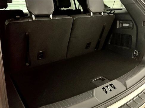 New 2026 Ford Explorer ST-Line w/ ST-Line Street Pack image 36