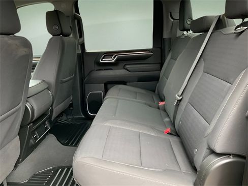 Used 2024 Chevrolet Silverado 2500 LT image 14