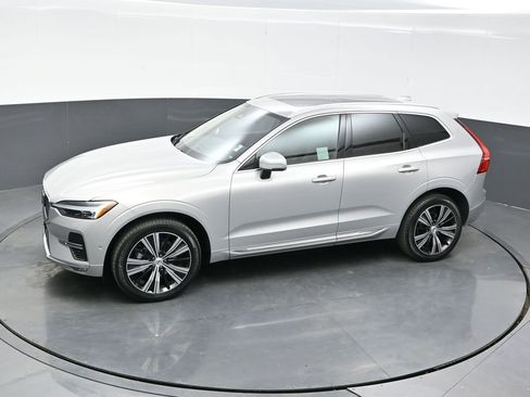 Used 2023 Volvo XC60 B5 Plus w/ Climate Package image 27