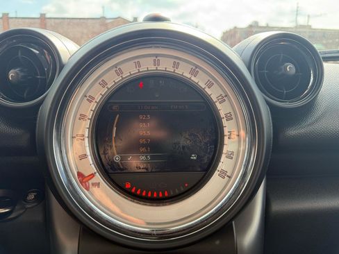 Used 2013 MINI Cooper Countryman S image 11