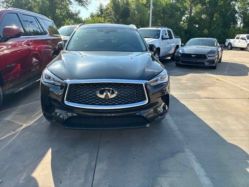 Used 2023 INFINITI QX50 Luxe AWD/4WD image 2