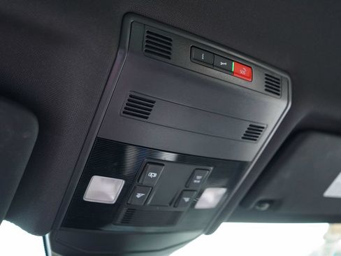 Used 2025 Volkswagen Jetta Sport FWD image 11