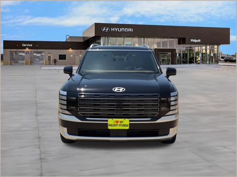 Certified 2026 Hyundai Palisade Calligraphy FWD image 6