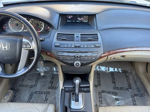 Used 2011 Honda Accord EX-L image 26