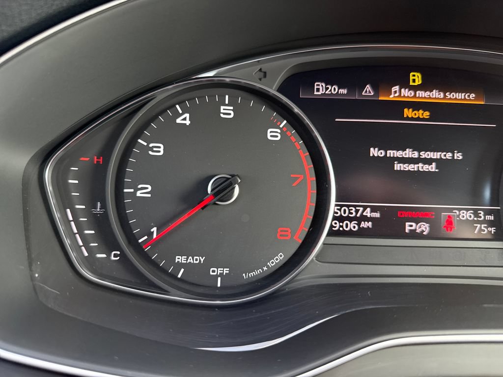 Used 2023 Audi Q5 2.0T Premium w/ Convenience Package AWD/4WD image 16