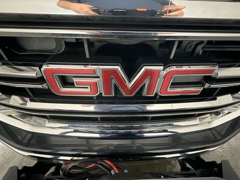 Used 2018 GMC Sierra 1500 SLT AWD/4WD image 28