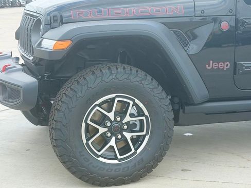 New 2026 Jeep Wrangler Unlimited Rubicon AWD/4WD image 10