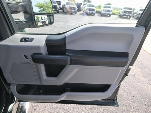 Used 2017 Ford F150 XL w/ Heavy-Duty Payload Package image 22