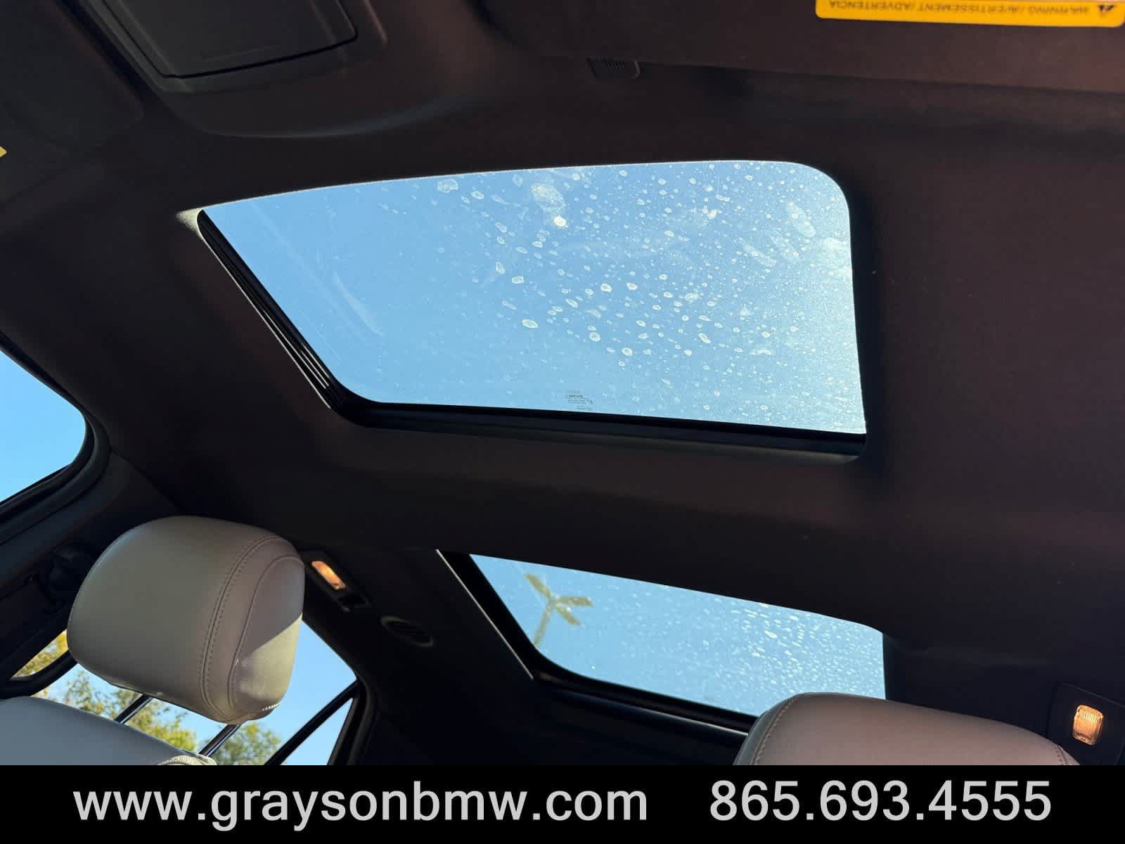 Used 2012 Ford Explorer XLT AWD/4WD image 2