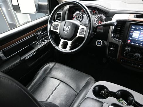 Used 2018 RAM 2500 Laramie w/ Off Road Package AWD/4WD image 24