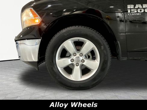 Used 2024 RAM 1500 Classic SLT AWD/4WD image 32