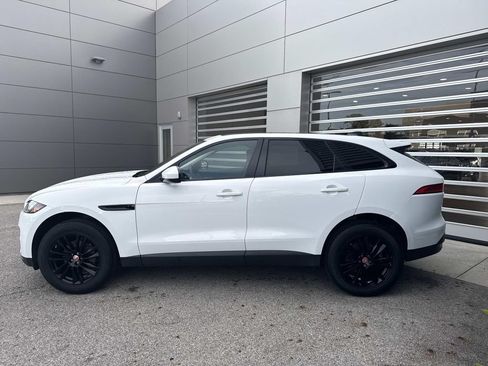 Certified 2020 Jaguar F-PACE Prestige AWD/4WD image 4