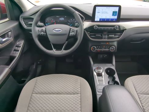 Certified 2021 Ford Escape SE w/ Cold Weather Package image 15