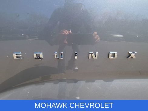 Used 2025 Chevrolet Equinox LT AWD/4WD image 32