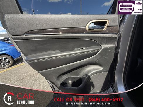 Used 2015 Jeep Grand Cherokee Limited AWD/4WD image 13